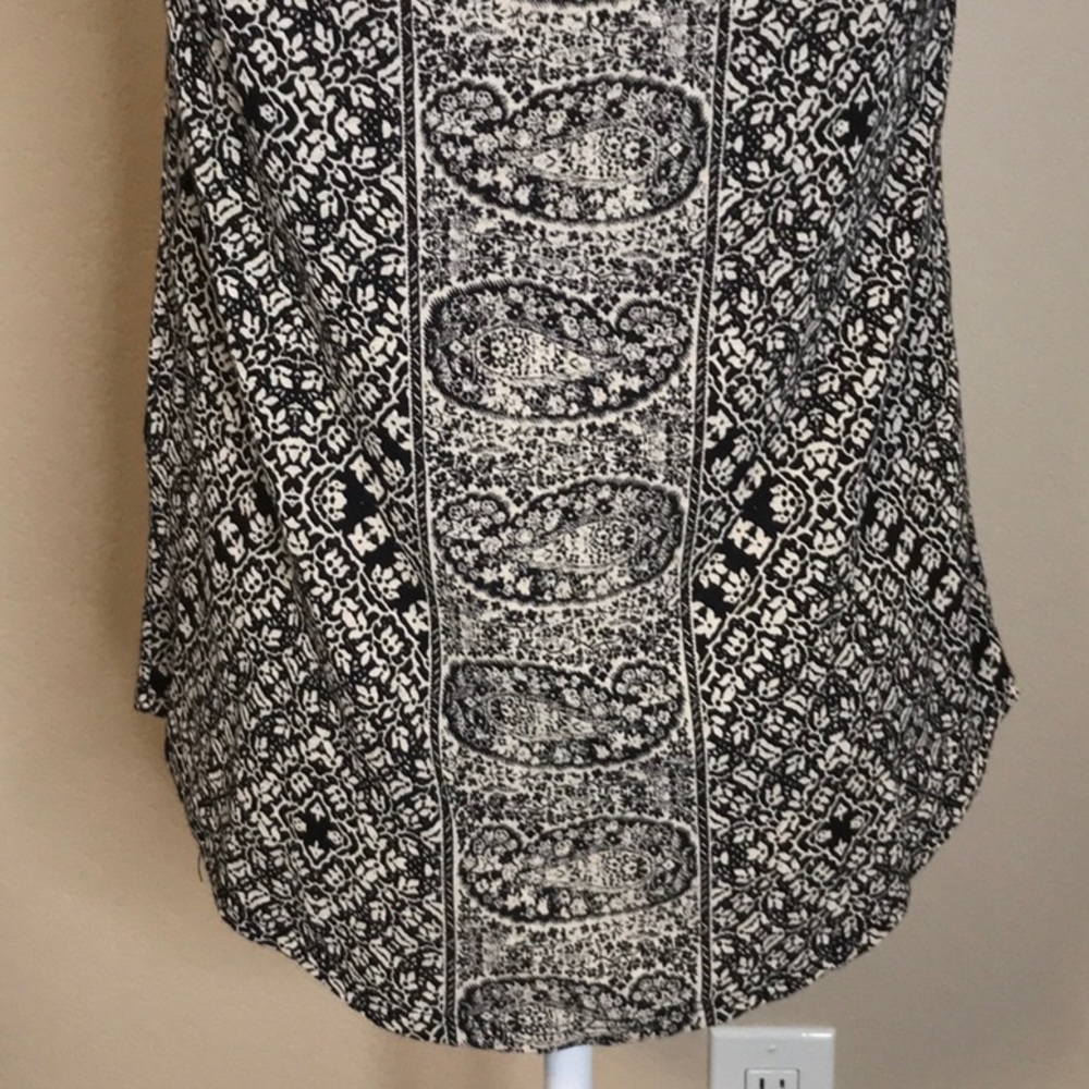 LUCKY BRAND Floral Paisley Tank - Picture 8 of 14